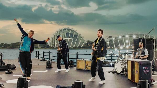 Coldplay lanza el videoclip de su tema 'Man in the Moon' rodado en Singapur