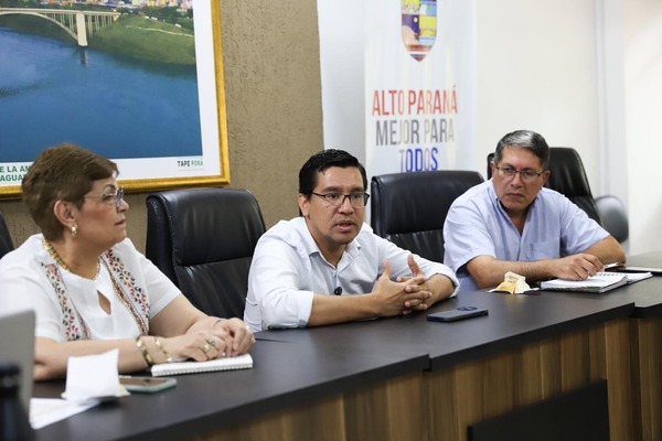 Alto Paraná implementa plan piloto para fortalecer la educación en el departamento - La Clave