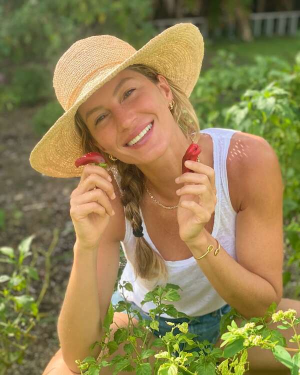Gisele Bündchen, a sus 44 años, ya tiene a su tercer hijo en brazos - Gente - ABC Color