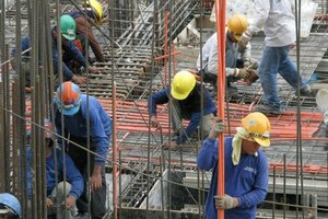 EEUU se enfrenta a una crisis in茅dita en el empleo con la deportaci贸n masiva de inmigrantes