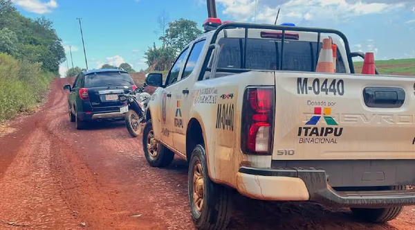Sicarios balean a una pareja y niños se salvan de milagro - Noticiero Paraguay