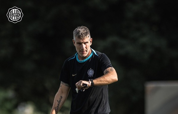 Olimpia: Martín Palermo repetirá figura táctica