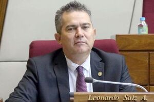 Denuncian a diputado cartista y a jueza por esquema para quedarse con tierras - 1000 Noticias