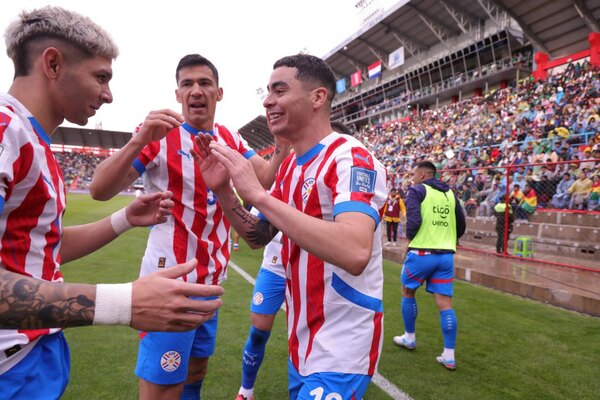 Versus / El histórico referente de Uruguay que elogió a la Albirroja de Alfaro