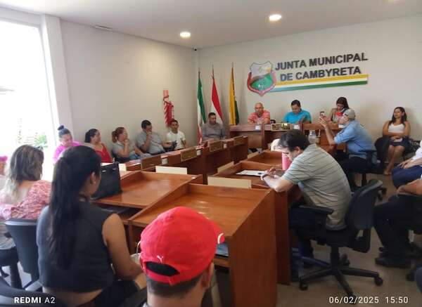 Cambyretá busca alternativas para no ceder ante presión de transportistas que piden aumentar el pasaje a G. 8.000 - Política - ABC Color