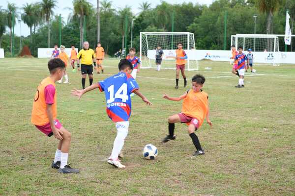 Mañana arranca el torneo Esperanzas de Alto Paraná en Minga Guazú, organizado por Itaipú - ADN Digital