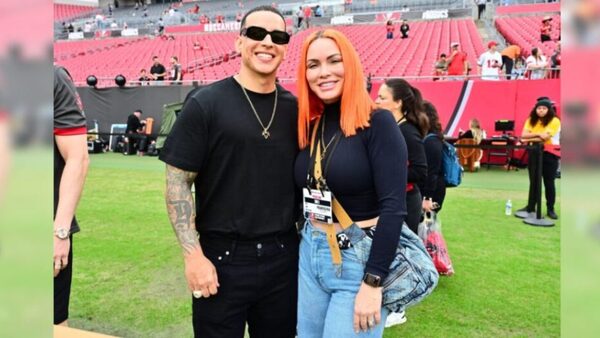 Esposa de Daddy Yankee entrega documentos de las corporaciones para poner fin a pleito