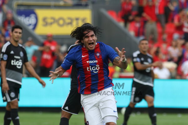 Versus / El "Memo" Beltrán tiene nuevo equipo en el fútbol paraguayo