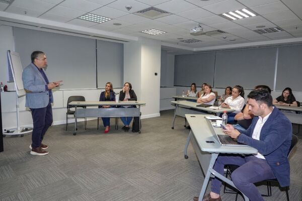 Workshop sobre management y tendencias actuales de la Universidad Central del Paraguay | Locales | 5Días