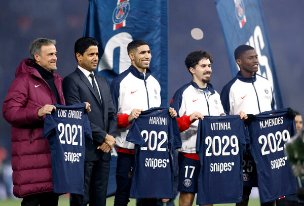 Versus / Luis Enrique consolida su poder en el PSG con la renovación hasta 2027