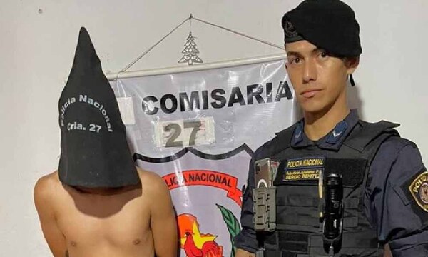 Yiyis redujeron a ladrón que les robó celu y lo entregaron a la poli