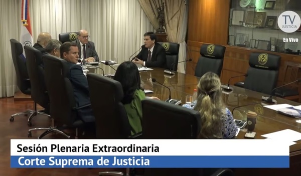 Corte resuelve suspender a juezas involucradas en chats de Gomes