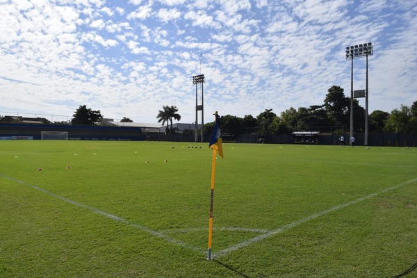 Dos que todavía no ganaron se enfrentan en Trinidad - 1000 Noticias