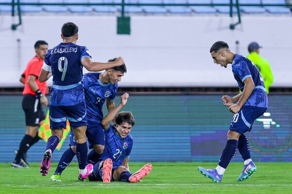 Agónico triunfo de la Albirroja Sub 20 en el hexagonal final - trece