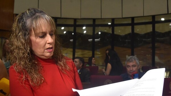 Renuncia de Orlando Arévalo por corrupción: “Lo logramos, lo hicimos juntos”, celebra Vallejo