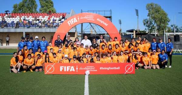 La Nación / APF y Tigo impulsan crecimiento del fútbol femenino con serie de actividades