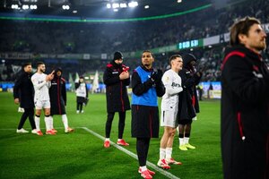Versus / Un Leverkusen sin pegada se aleja del Bayern Múnich