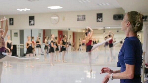 Curso de verano de ballet se ofrecerá en el Teatro Municipal