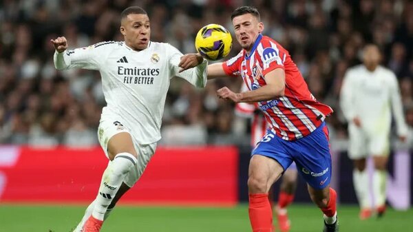 Versus / Empate en el clásico de Madrid que deja viva La Liga