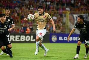 Cerro Porteño perdió con Sportivo Trinidense por un error de Roberto Jr. Fernández - Fútbol - ABC Color