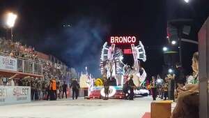Carnaval 2025: así arrancó la penúltima ronda de la fiesta en Encarnación - Espectáculos - ABC Color