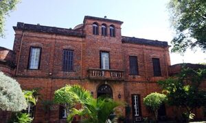 Conversatorio: El desafío de hacer ciencia en Paraguay