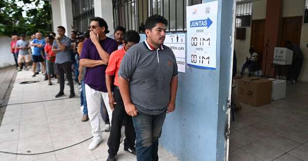 Diario HOY | Los ecuatorianos eligen presidente agobiados por la violencia