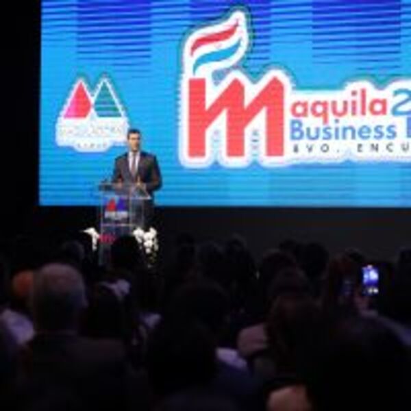 Presidente Peña inaugura 8va edición de Expo Maquila :: Presidencia de la República del Paraguay