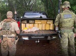 Abandonan camioneta cargada con 741 kilos de marihuana a orillas del lago Itaipú  - ABC en el Este - ABC Color