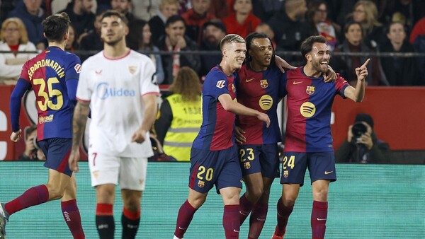 Barcelona liquida al Sevilla y se acerca a la punta