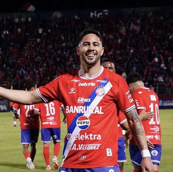 Goles de Báez, Moreira y Clar en el fútbol del exterior - Fútbol Internacional - ABC Color