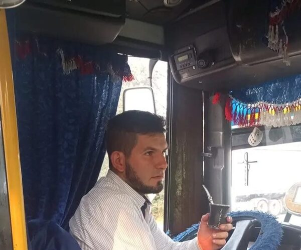 Chofer de colectivo fue despedido porque pidió permiso para cuidar a familiar enfermo