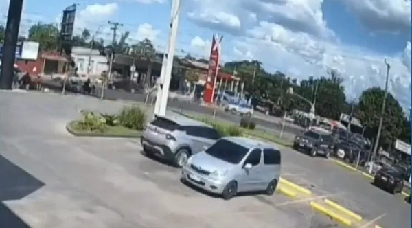 Roban dinero de vehículo con inhibidor de señal
