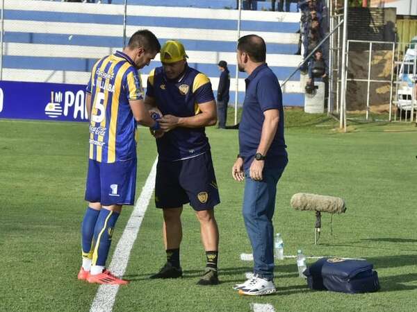 Gustavo Morínigo: Debut, derrota y roja contra Olimpia - Sportivo Luqueño - ABC Color