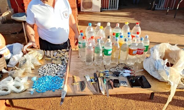 Desbaratan red de microtráfico en penal de Misiones