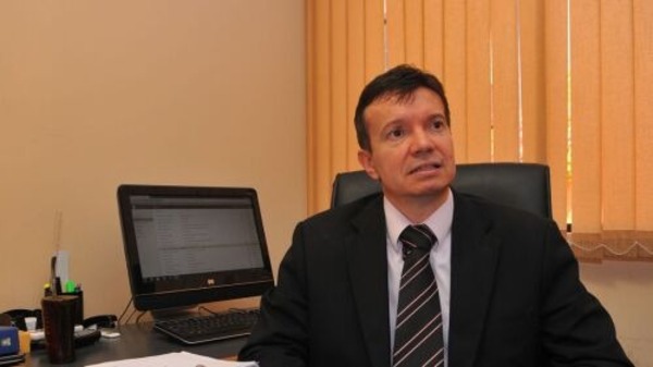 Exministro propone modificar ley para erradicar "aprietes" desde el JEM - 1000 Noticias