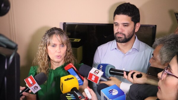 Vallejo critica el silencio del fiscal general y el traslado del agente que investigó a Lalo Gomes