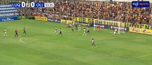 Versus / La ocasión de gol clarísima que falló Robert Rojas de manera insólita
