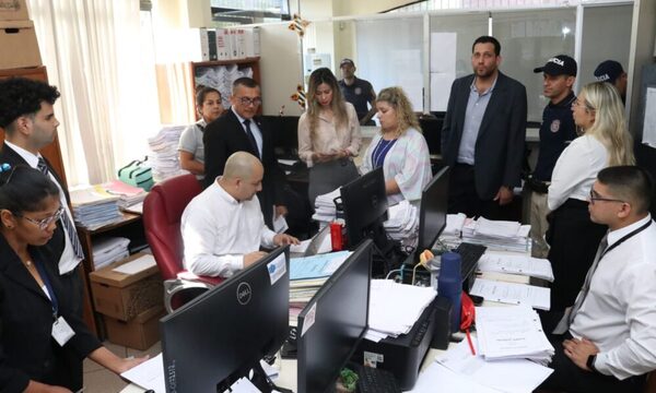 La mafia de los pagarés: allanamientos simultáneos buscan llegar a más implicados
