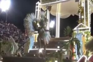 Última noche del Carnaval Encarnaceno: una fiesta a pura emoción - SNT