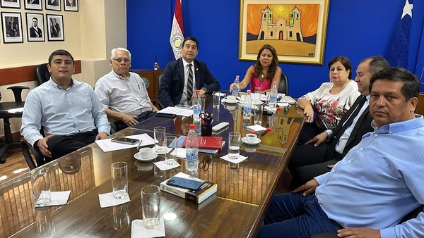 Bancada Democrática pedirá convocatoria del Fiscal General ante la Comisión Permanente