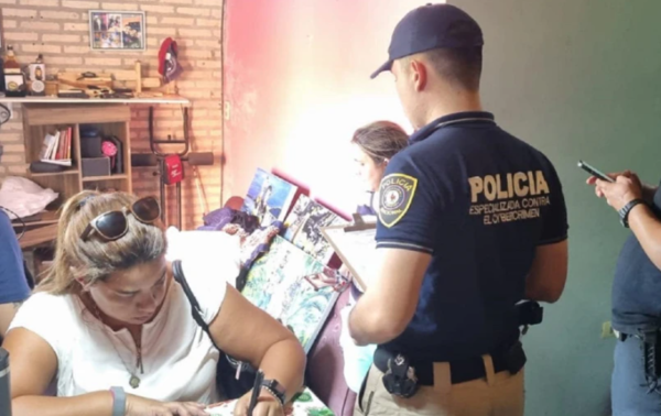 Investigan a agente de la Senad por acceder a cuenta de un detenido y gastar USD 30.000