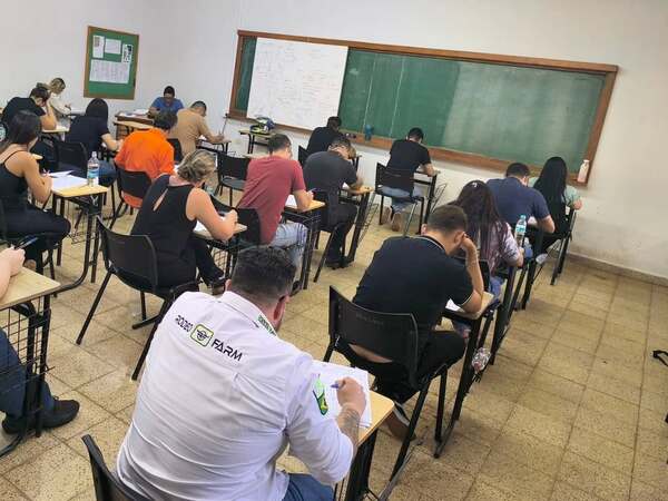 Bajos resultados en evaluación para la reinserción de estudiantes de Medicina - ADN Digital