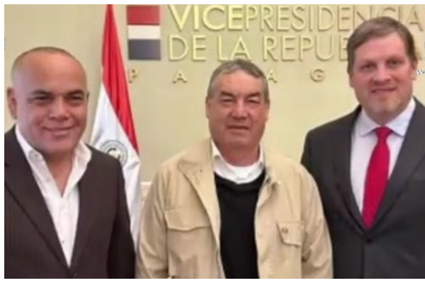 Chats filtrados involucra al Ministro de Inteligencia - SNT