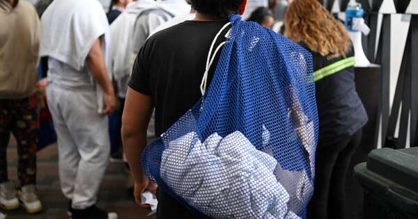La Nación / Venezuela anuncia vuelos para repatriar a los deportados