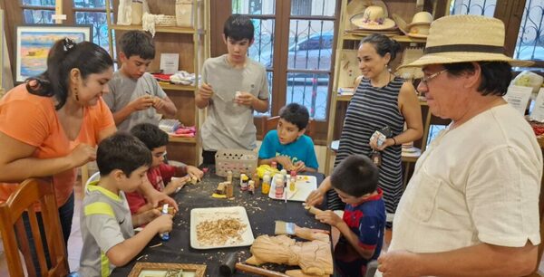 Un encuentro con el Arte y la Tradición se realizó en Casa Buttner de San Bernardino