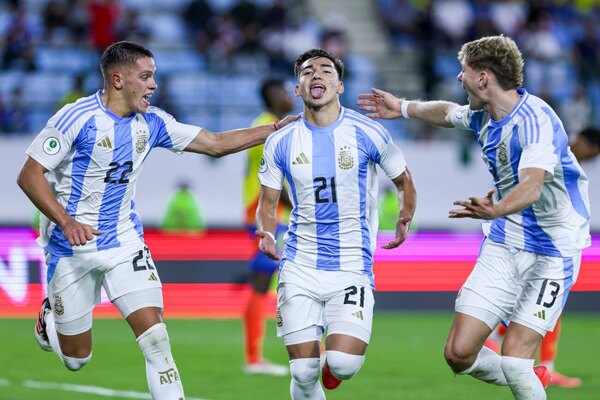 Versus / Argentina asegura el boleto al Mundial Sub 20