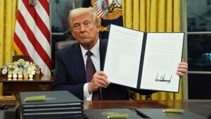 Trump ordena por decreto volver a las pajitas de plástico para sorber líquidos