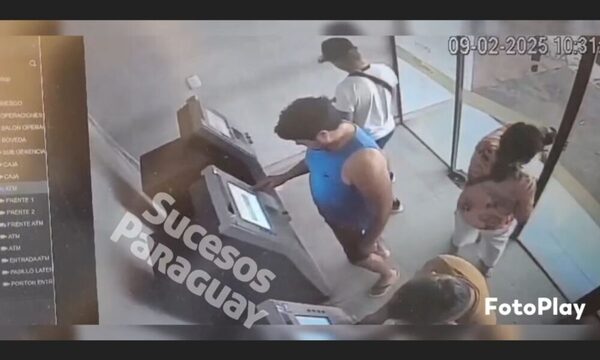 (Video) Hurtó la tarjeta de débito y extrajo ¡39 millones de su suegra!