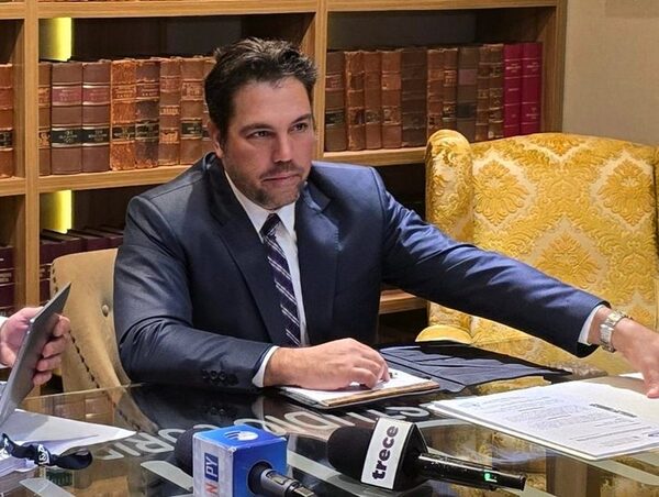 Abogado de la familia Gomes critica actuación del juez en extracción de datos · Radio Monumental 1080 AM